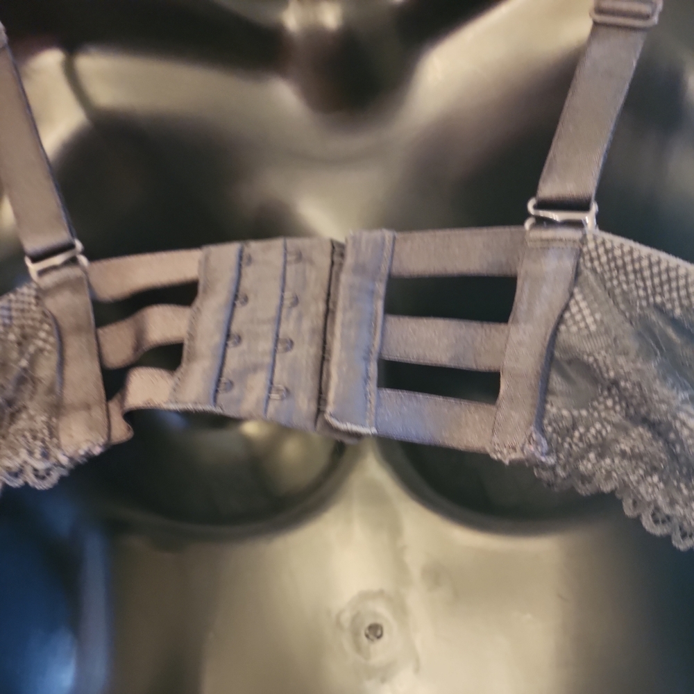 Torrid Bra - Picture 5 of 6